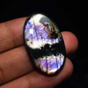 Labradorite Gemstone Cabochon - Image 1